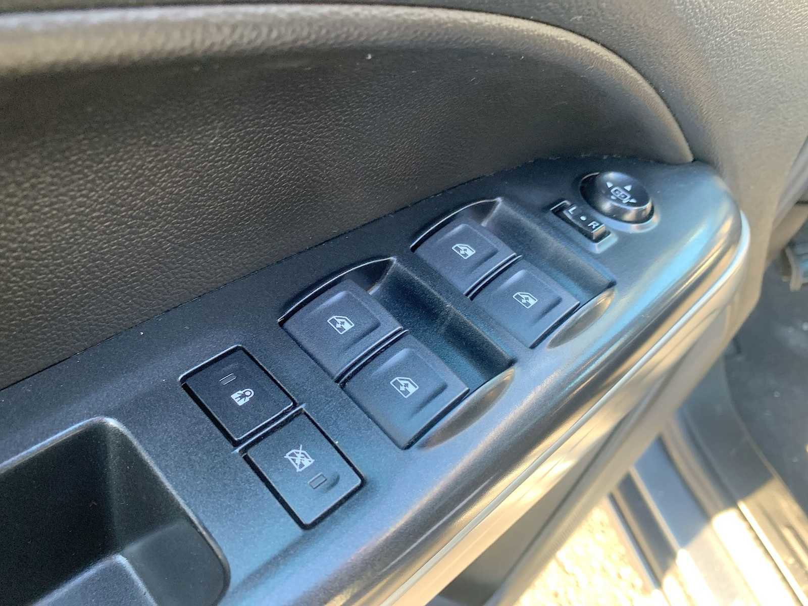 Certified 2022 Chevrolet Colorado LT w/ LT Convenience Package image 20