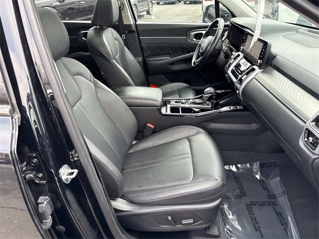 Used 2023 Kia Sorento SX image 9