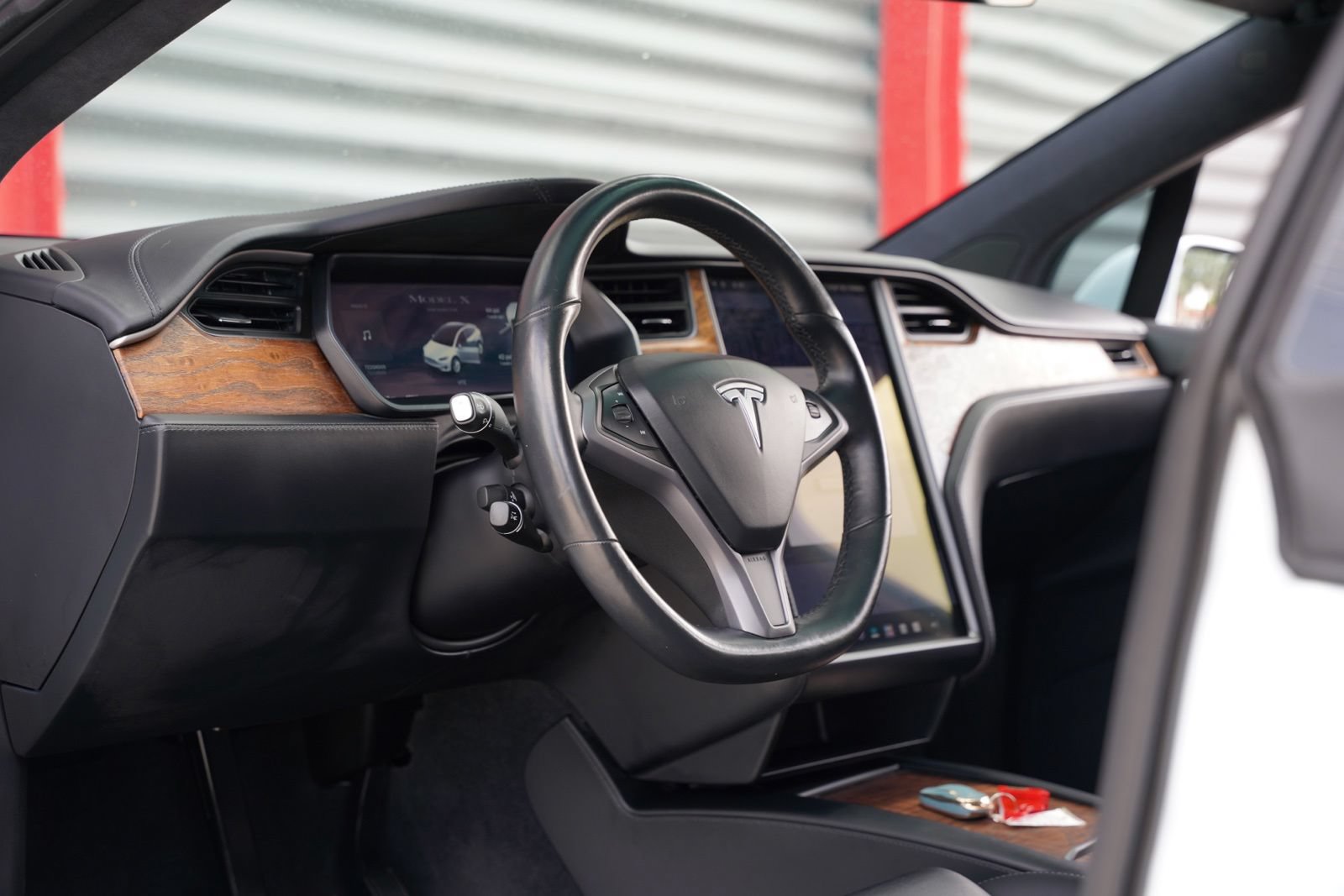 Used 2020 Tesla Model X Long Range AWD/4WD image 14