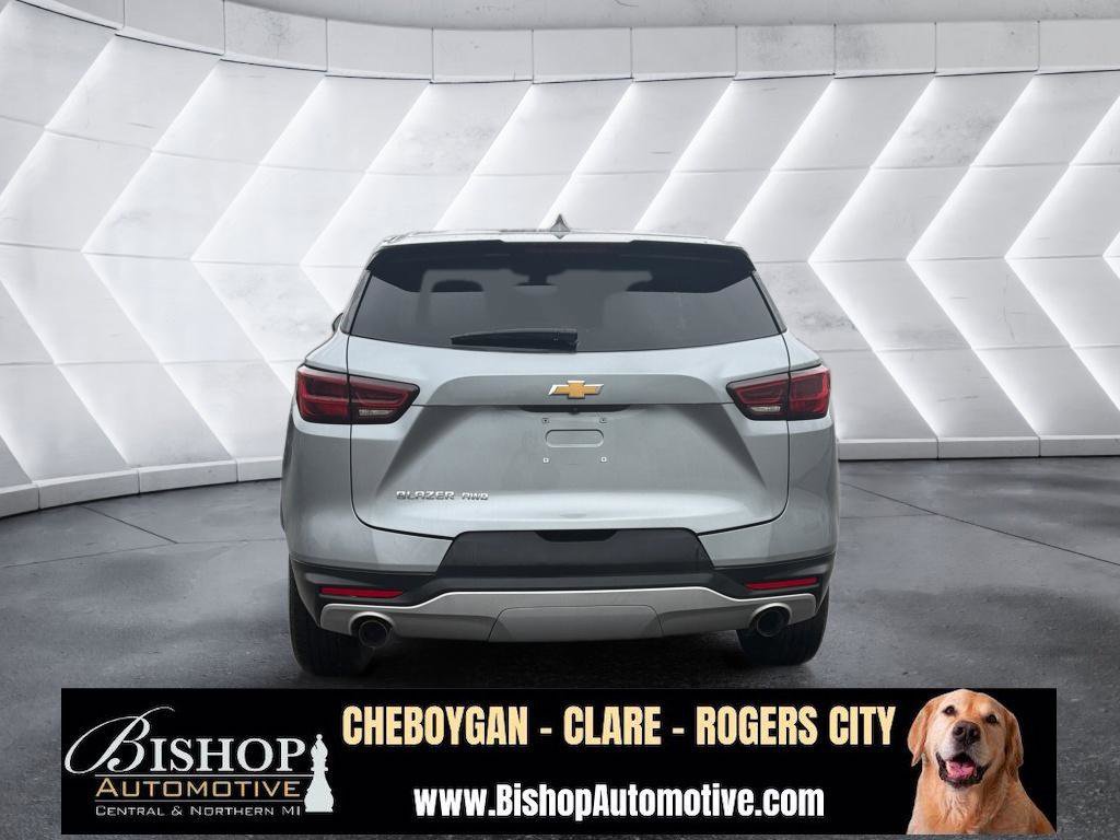 Used 2025 Chevrolet Blazer LT image 18