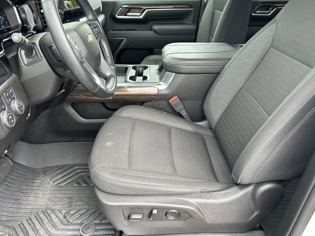 Used 2025 Chevrolet Silverado 2500 LT w/ All Star Edition AWD/4WD image 14