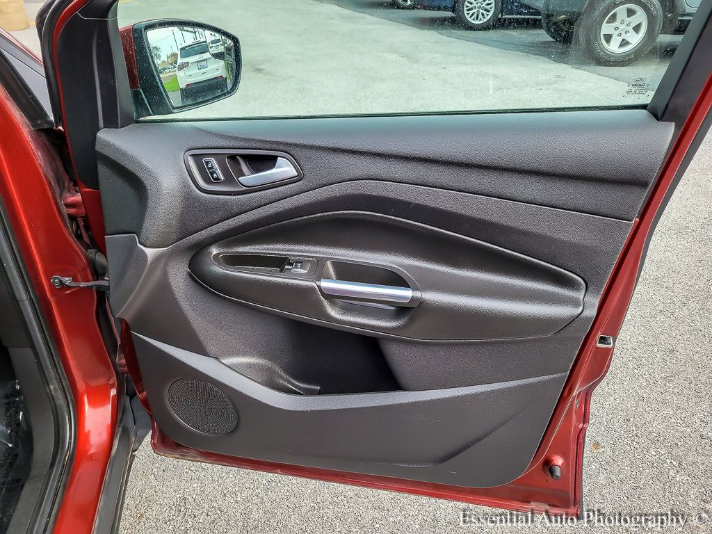 Used 2014 Ford Escape Titanium image 30