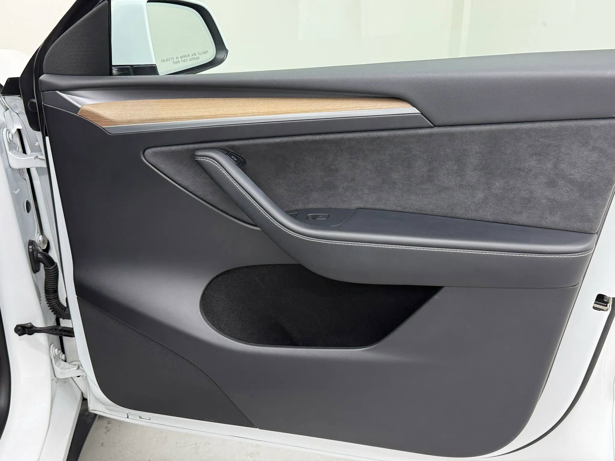 Used 2023 Tesla Model Y Long Range image 15