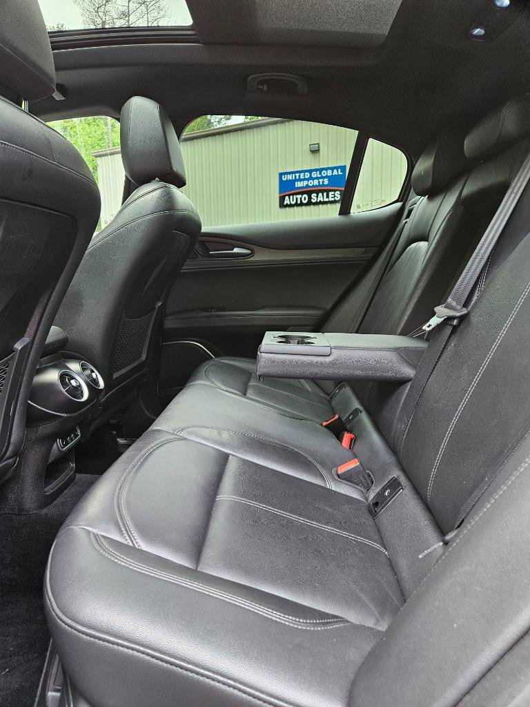 Used 2022 Alfa Romeo Stelvio Ti w/ Active Assist Plus Package image 40