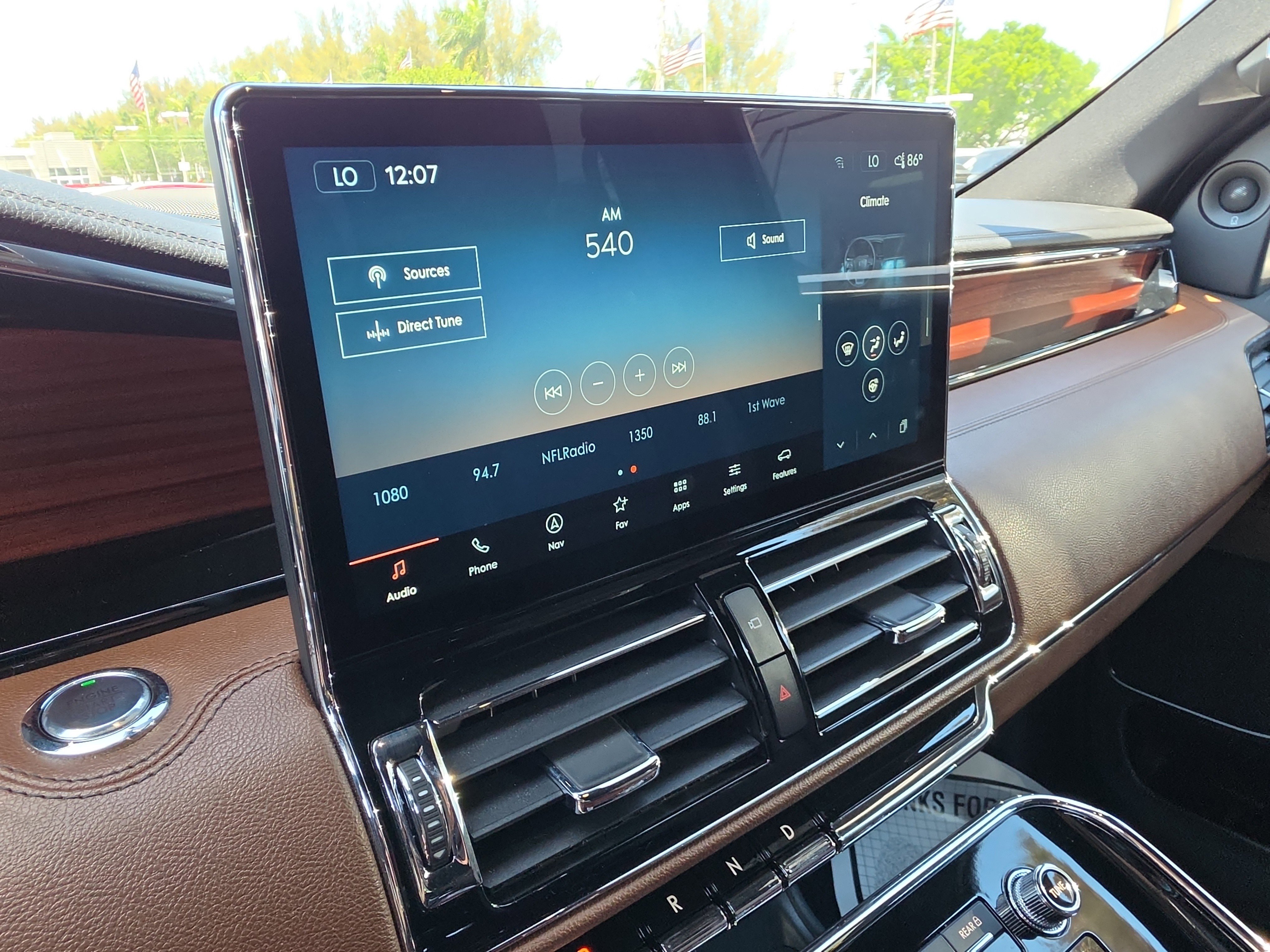 Used 2023 Lincoln Navigator Reserve RWD image 17
