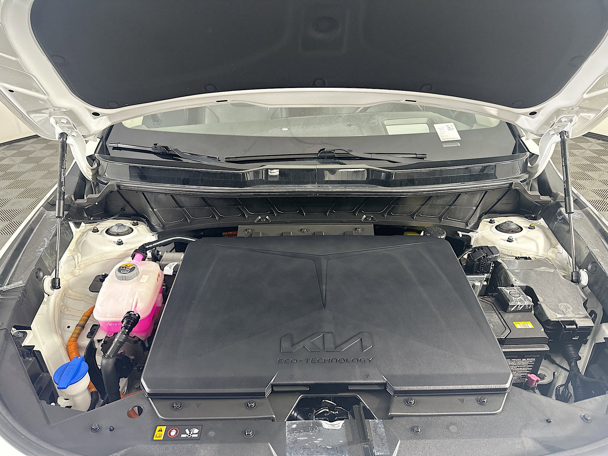 Used 2024 Kia Niro Wave w/ Wave Preserve Package image 36