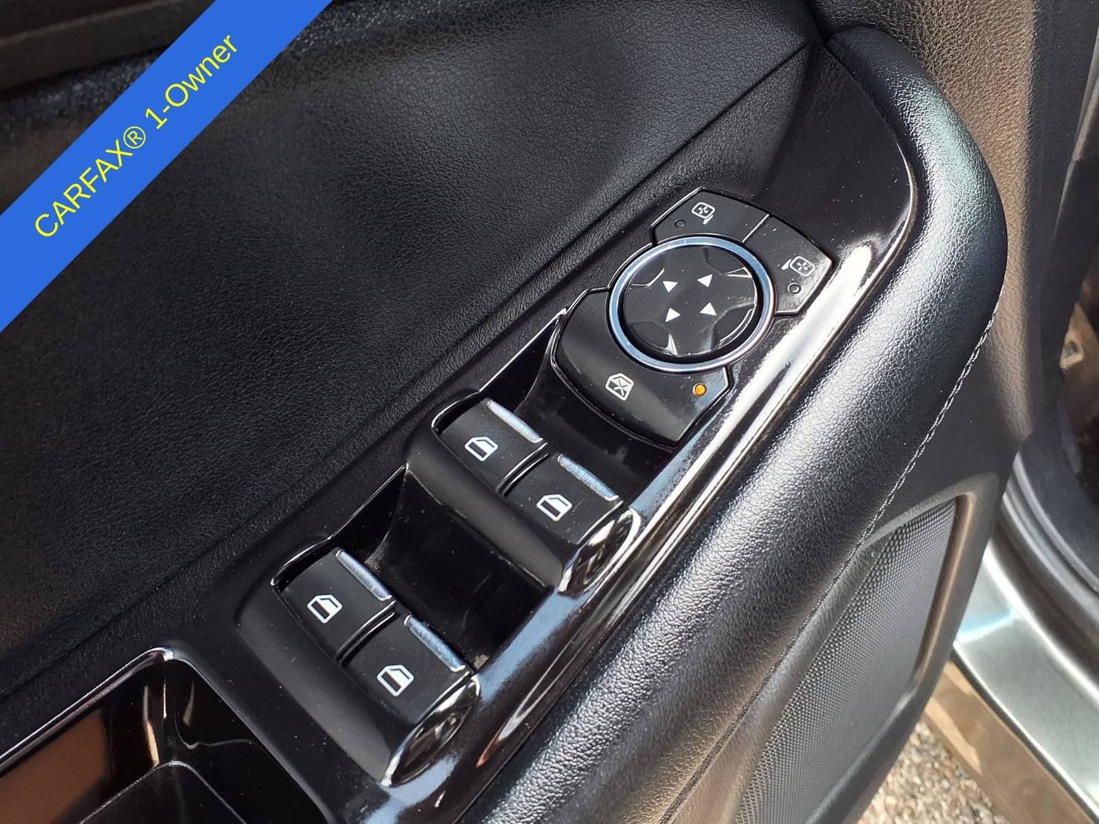 Used 2016 Ford Edge SEL w/ Equipment Group 201A AWD/4WD image 17