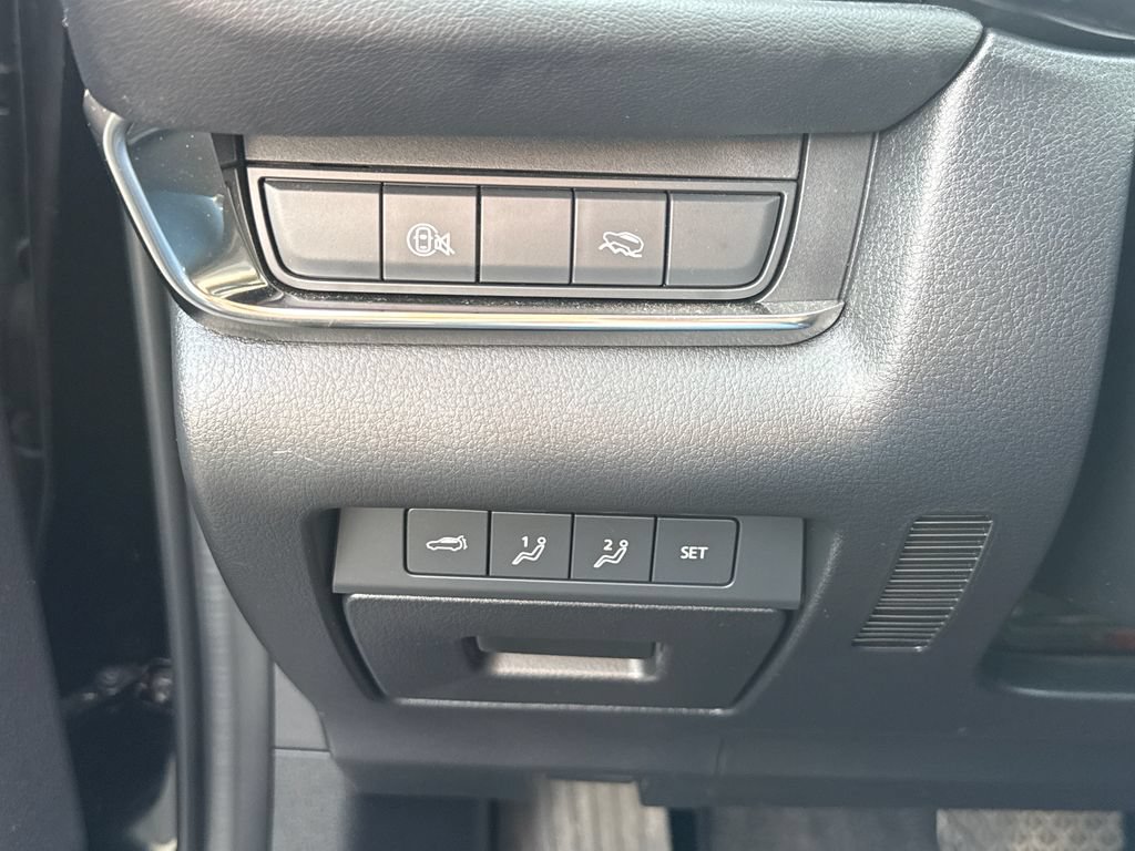 Used 2025 MAZDA CX-30 AWD 2.5 S w/ Select Sport Pkg image 32