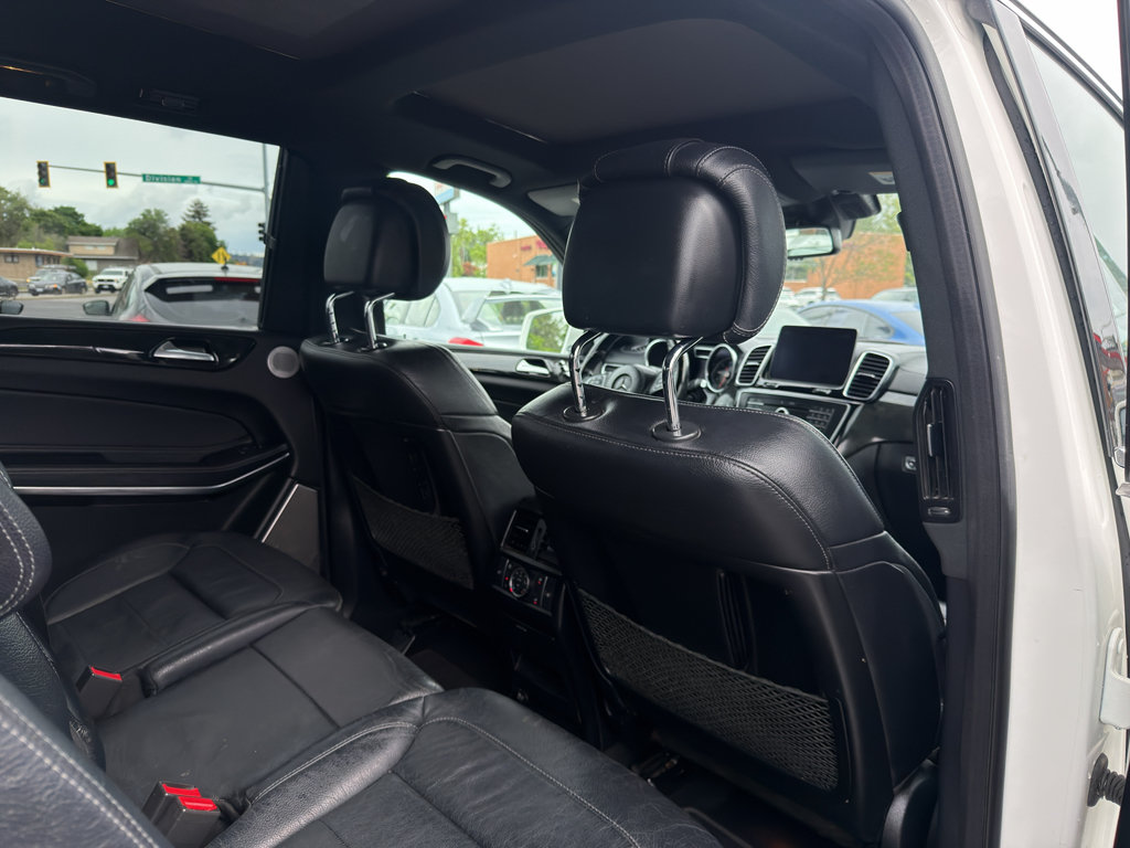 Used 2018 Mercedes-Benz GLS 550 4MATIC image 21