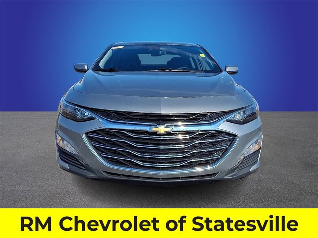 Used 2024 Chevrolet Malibu LT image 2