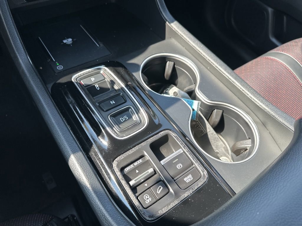 Used 2025 Honda Pilot Black Edition image 26