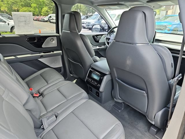 Used 2020 Lincoln Aviator Reserve w/ Equipment Group 202A AWD/4WD image 11