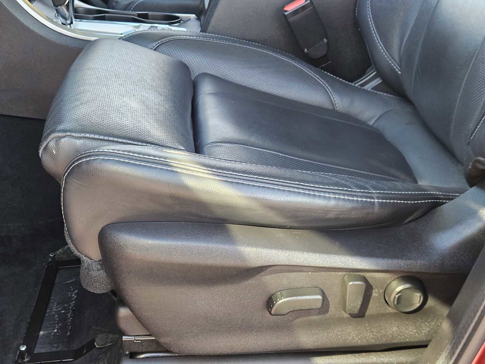 Used 2022 Subaru Ascent Limited w/ Technology Package image 23