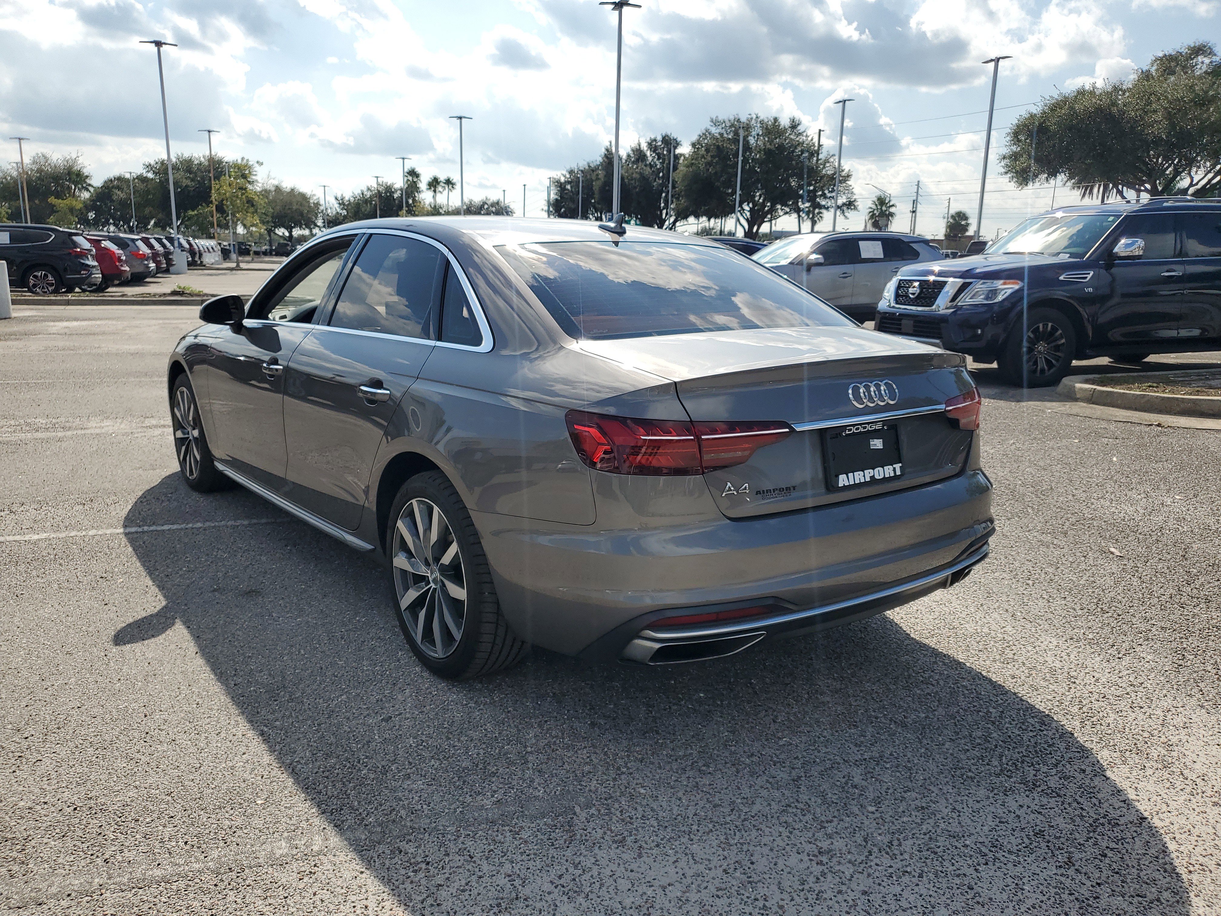 Used 2020 Audi A4 2.0T Premium w/ Convenience Package image 3