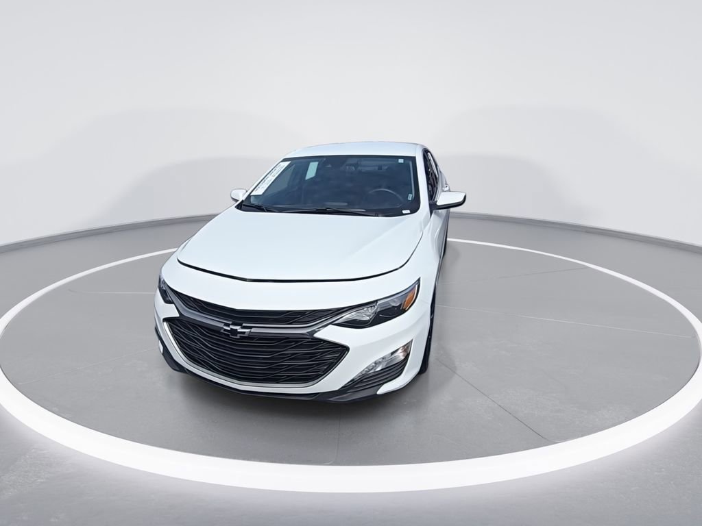 Used 2024 Chevrolet Malibu LT w/ Sport Edition FWD image 3