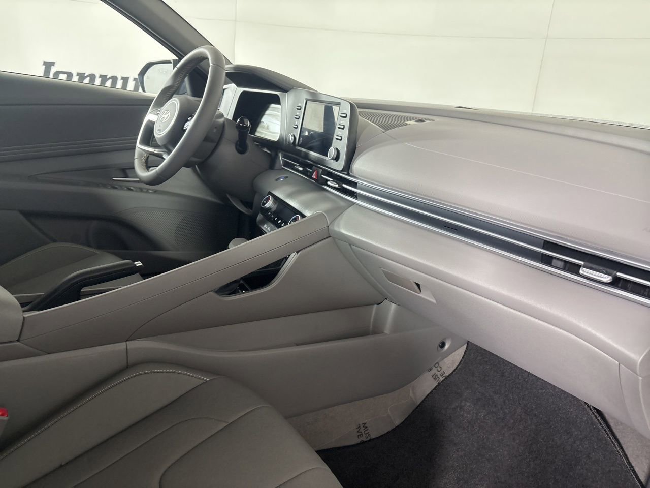 Used 2026 Hyundai Elantra Sport w/ Cargo Package image 27