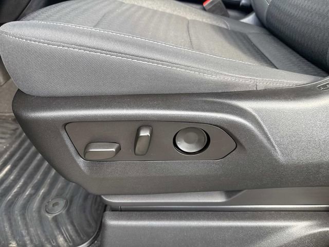 Used 2022 Chevrolet Silverado 1500 Custom image 28