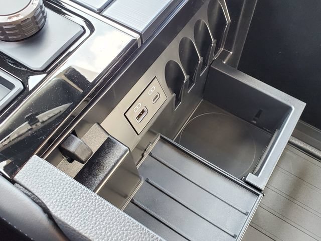 New 2026 Toyota Tundra Platinum AWD/4WD image 34