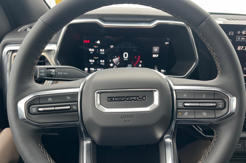 New 2026 GMC Canyon Denali image 20