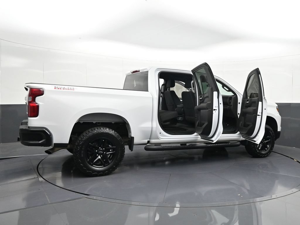 Used 2024 Chevrolet Silverado 1500 Custom Trail Boss AWD/4WD image 38