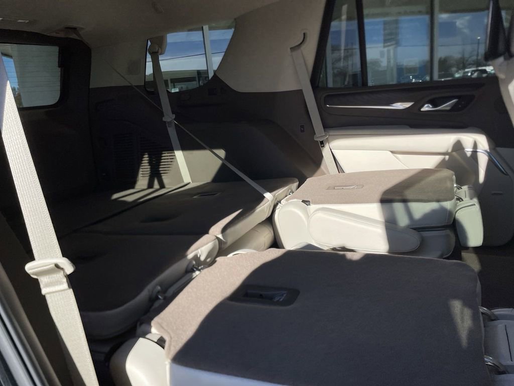 New 2024 GMC Yukon Denali w/ Denali Reserve Package image 37