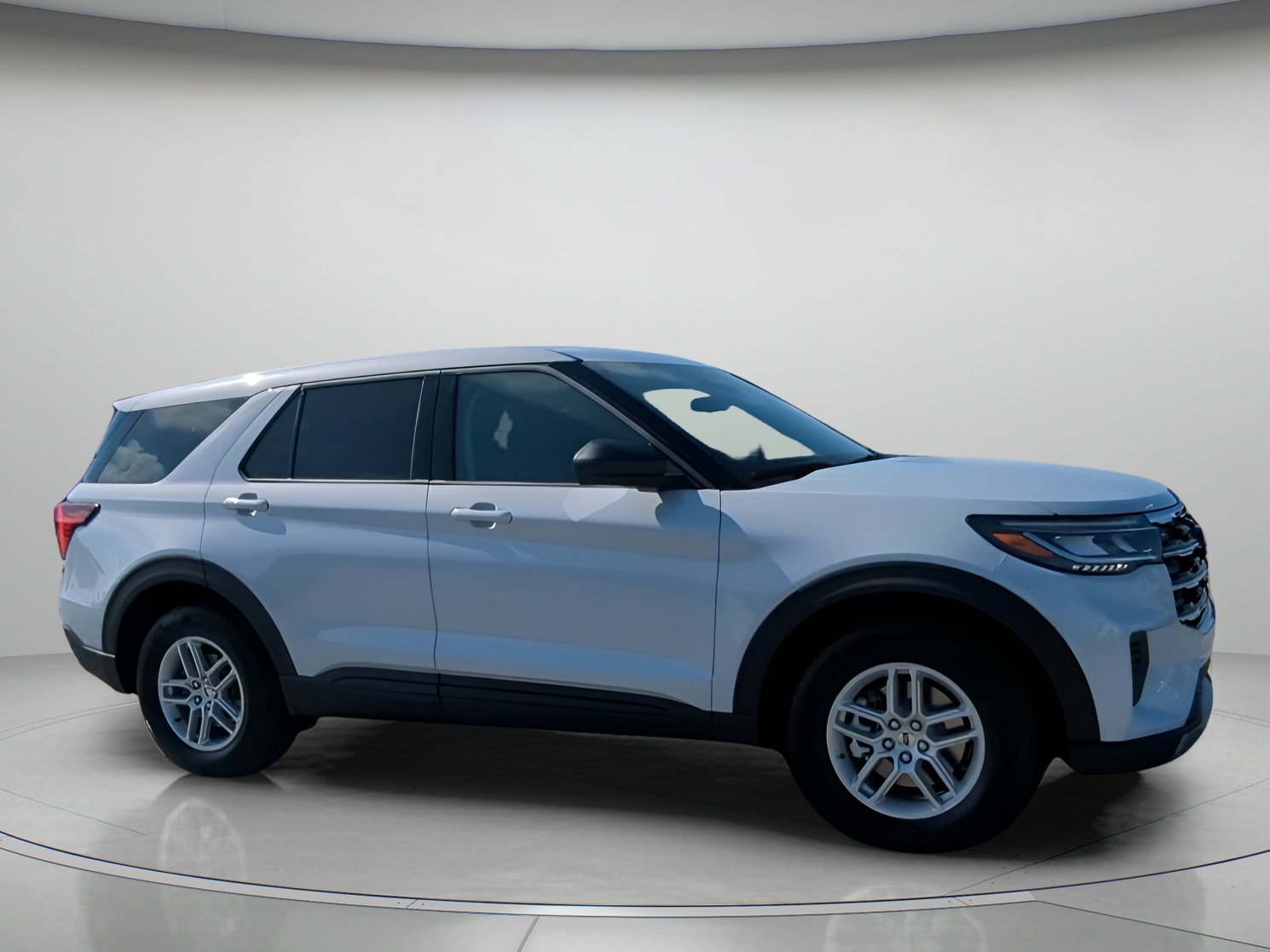 New 2026 Ford Explorer Active RWD image 38