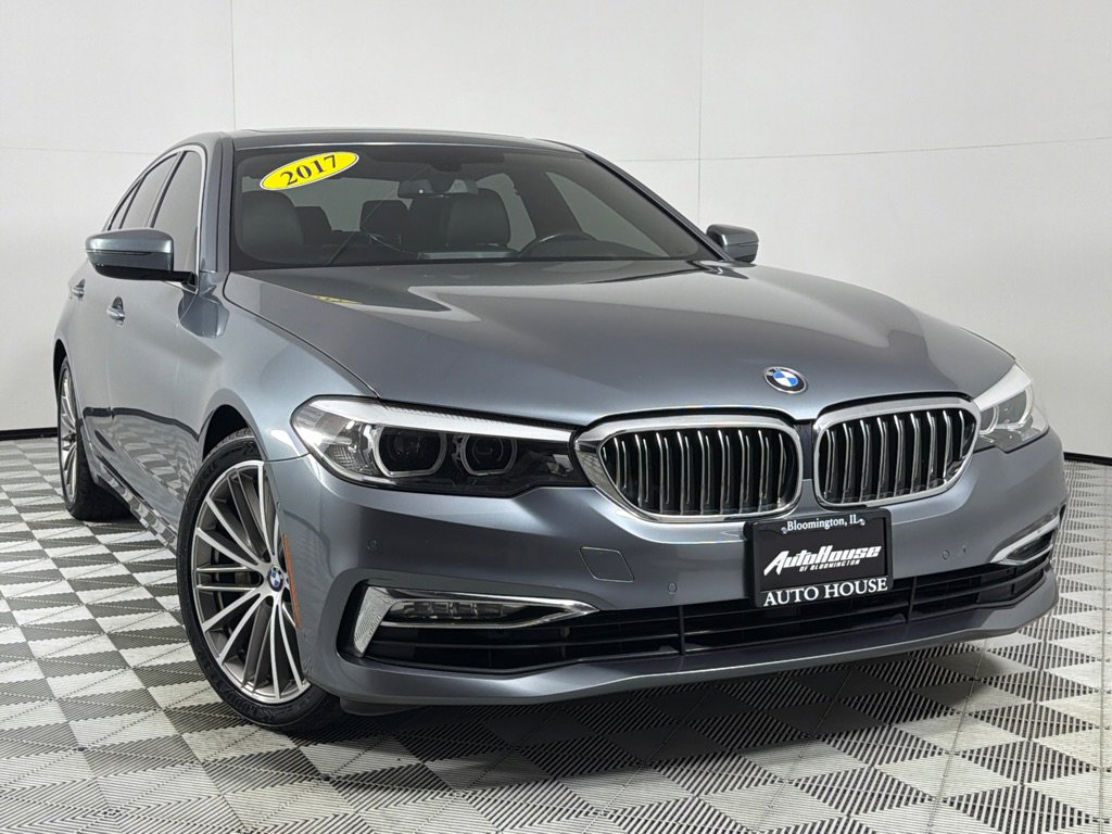 Used 2017 BMW 530i xDrive image 2