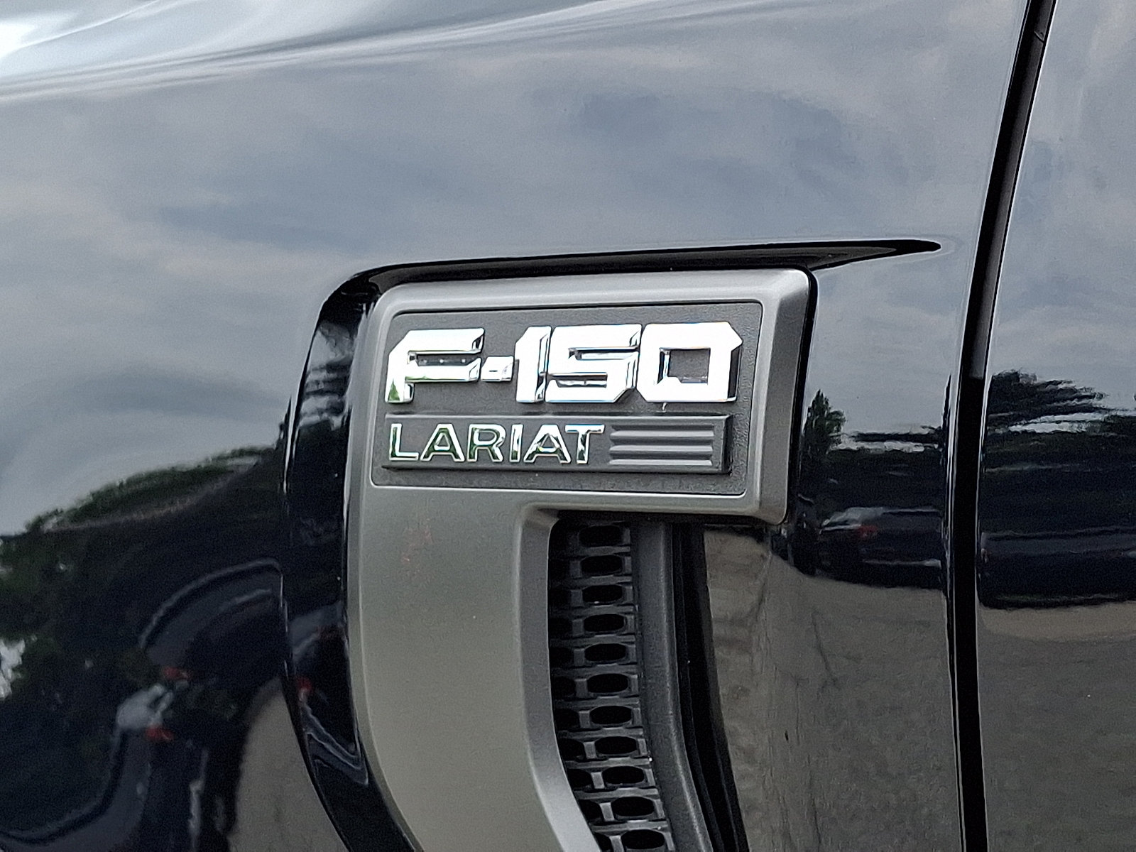 Certified 2023 Ford F150 Lariat AWD/4WD image 34