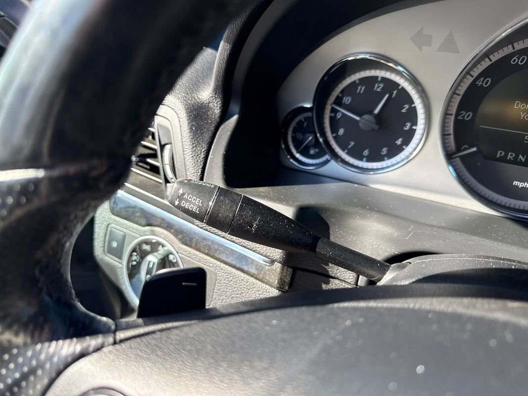 Used 2011 Mercedes-Benz E 550 Cabriolet image 55