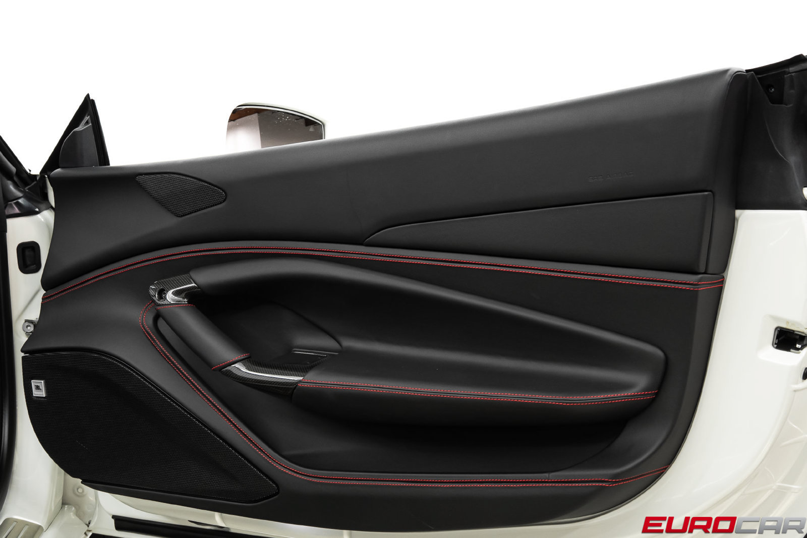 Used 2023 Ferrari F8 Tributo RWD image 29