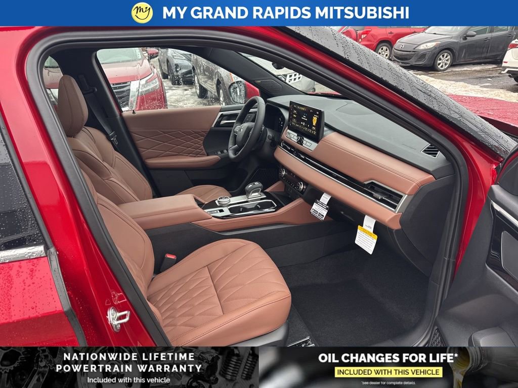 New 2026 Mitsubishi Outlander SEL image 19