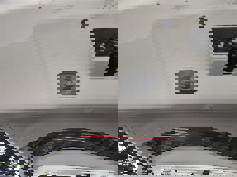 Used 2010 Saturn Outlook XR image 33