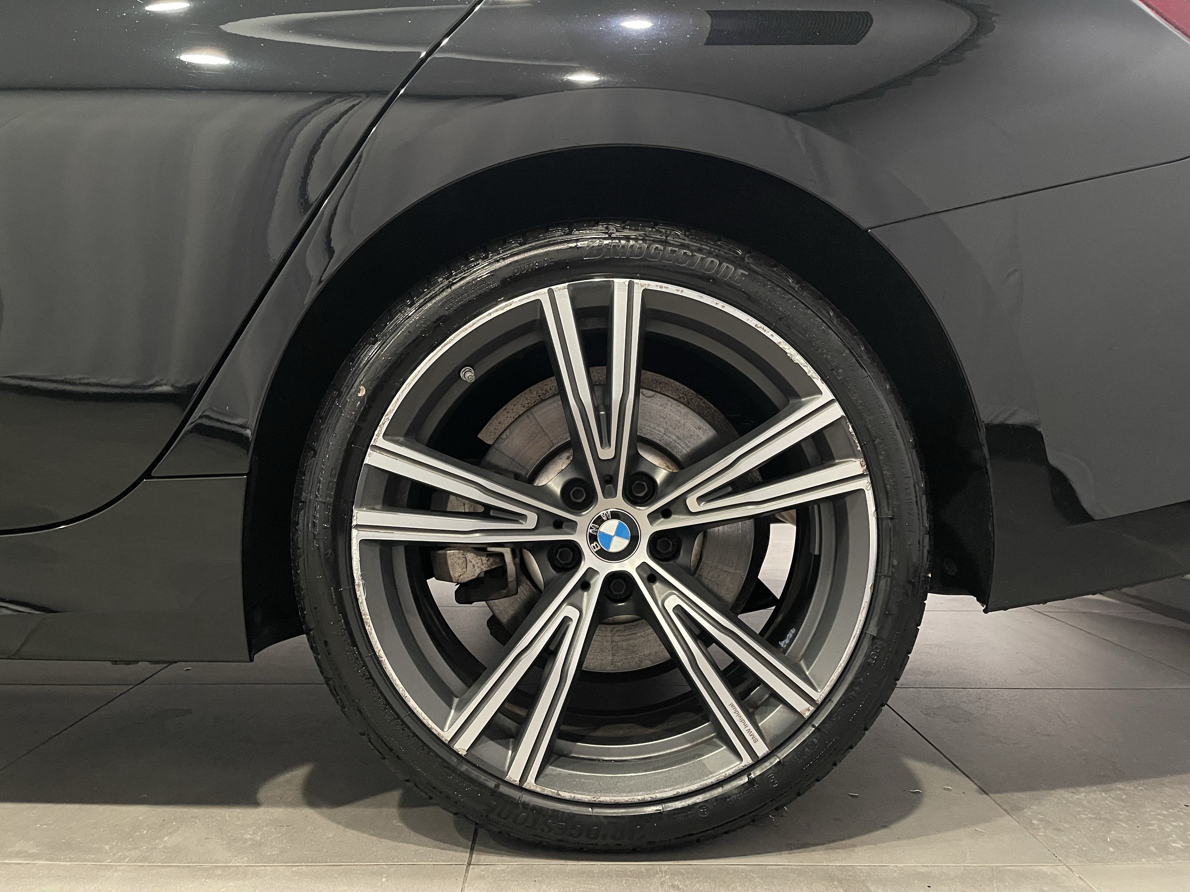 Certified 2023 BMW 330i xDrive Sedan w/ Driving Assistance Package AWD/4WD image 8