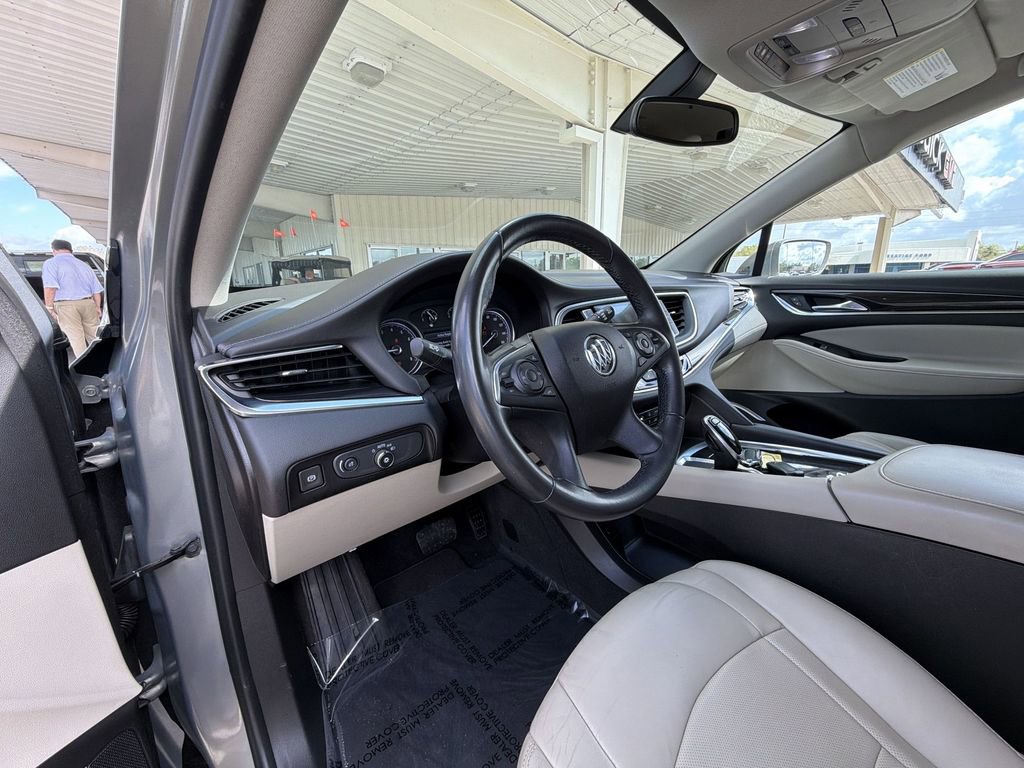 Certified 2018 Buick Enclave Essence w/ Trailering Package image 11