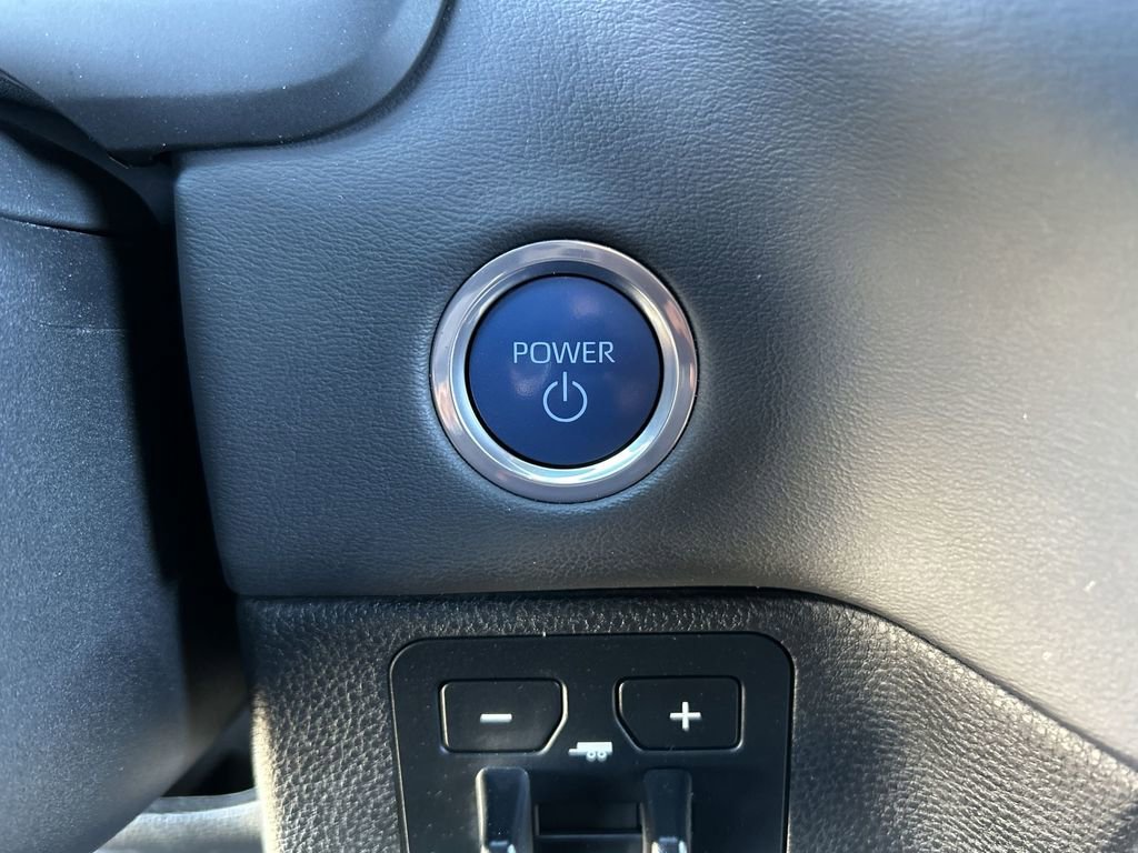 Used 2024 Toyota Sequoia Platinum image 17