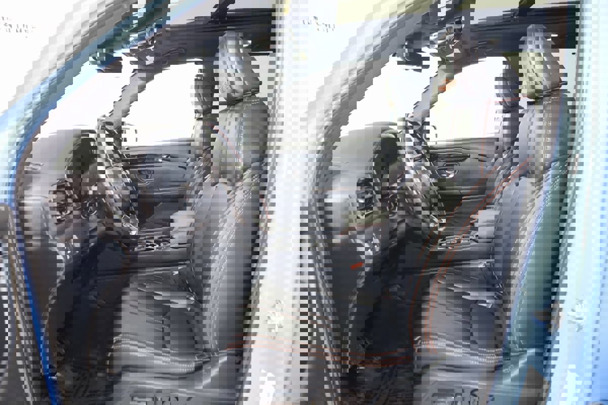 Used 2023 Honda Pilot TrailSport image 11