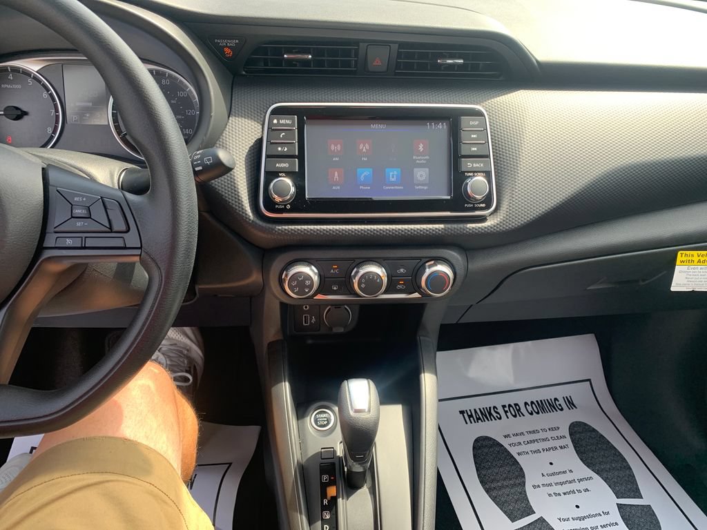 Used 2025 Nissan Kicks Play S FWD image 22