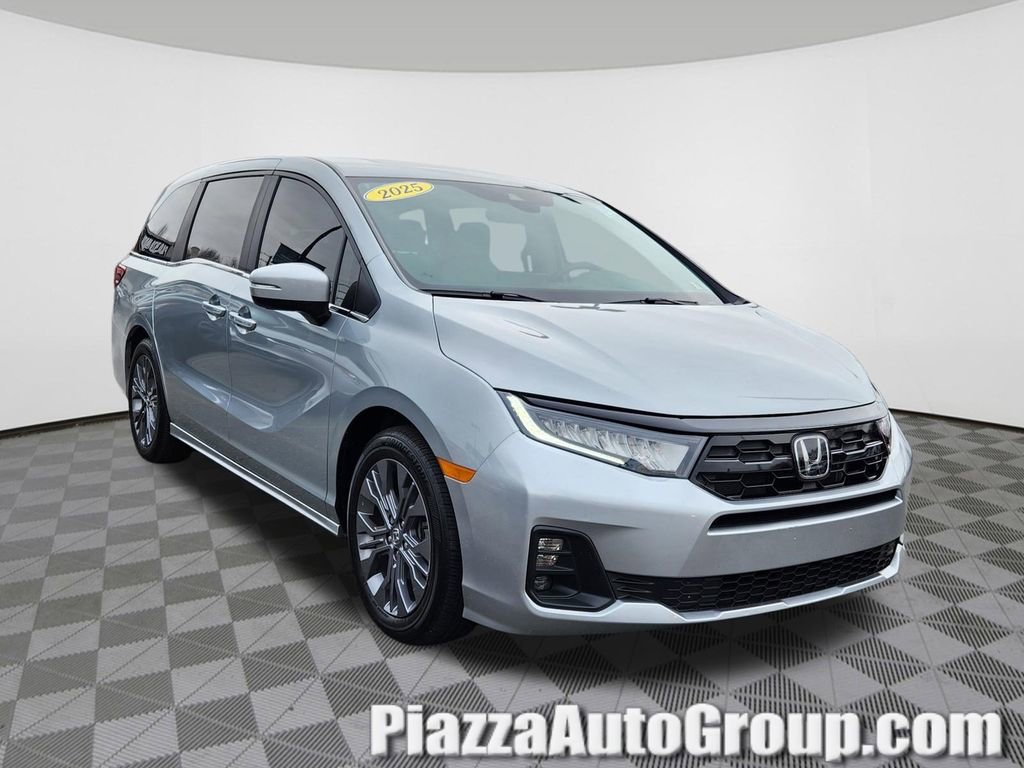 Used 2025 Honda Odyssey Touring