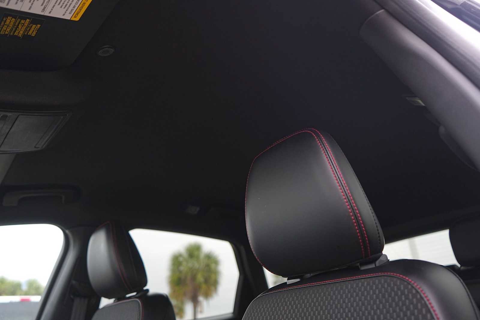 Used 2023 Ford Escape ST-Line w/ Tech Pack #1 FWD image 25