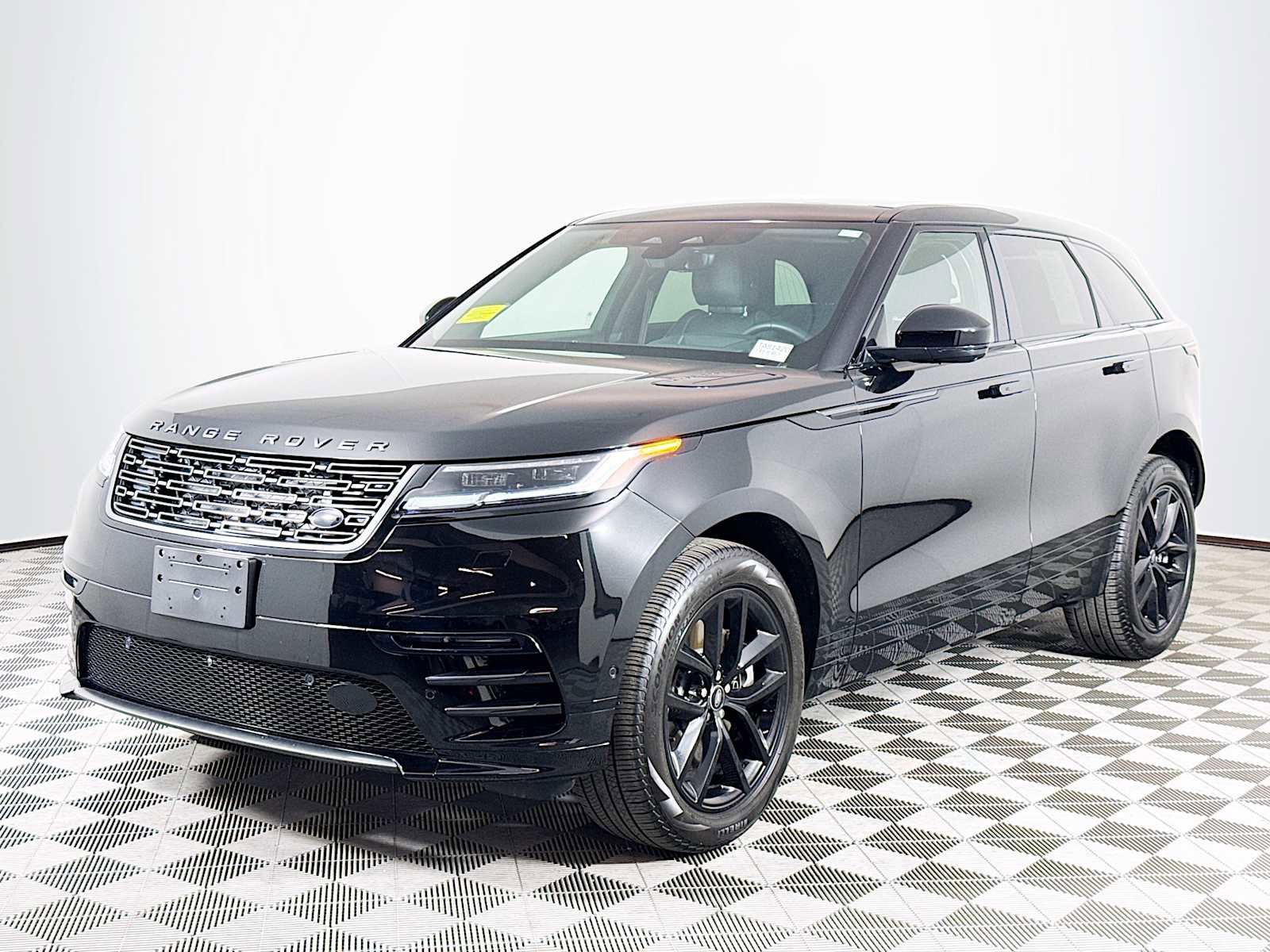Used 2026 Land Rover Range Rover Velar Dynamic SE AWD/4WD image 1