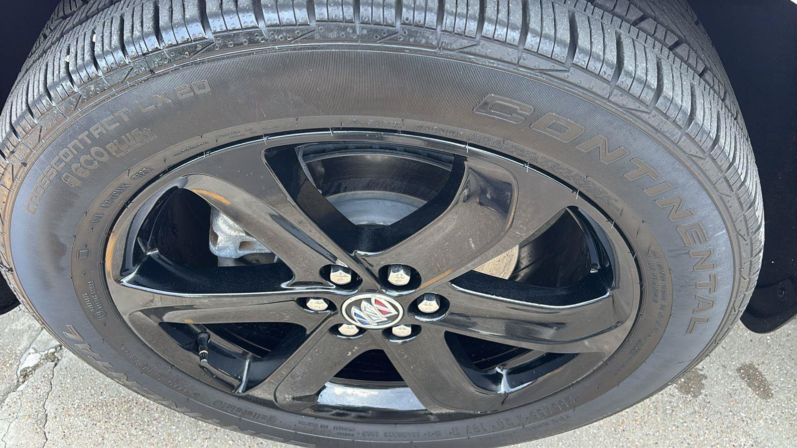 Certified 2024 Buick Enclave Essence w/ Sport Touring Edition AWD/4WD image 12