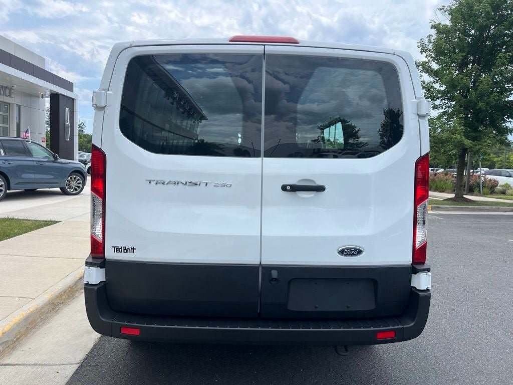 Used 2025 Ford Transit 250 Low Roof w/ Exterior Upgrade Package RWD image 6