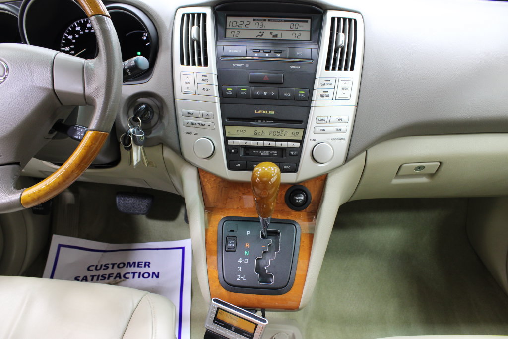 Used 2004 Lexus RX 330 FWD image 21