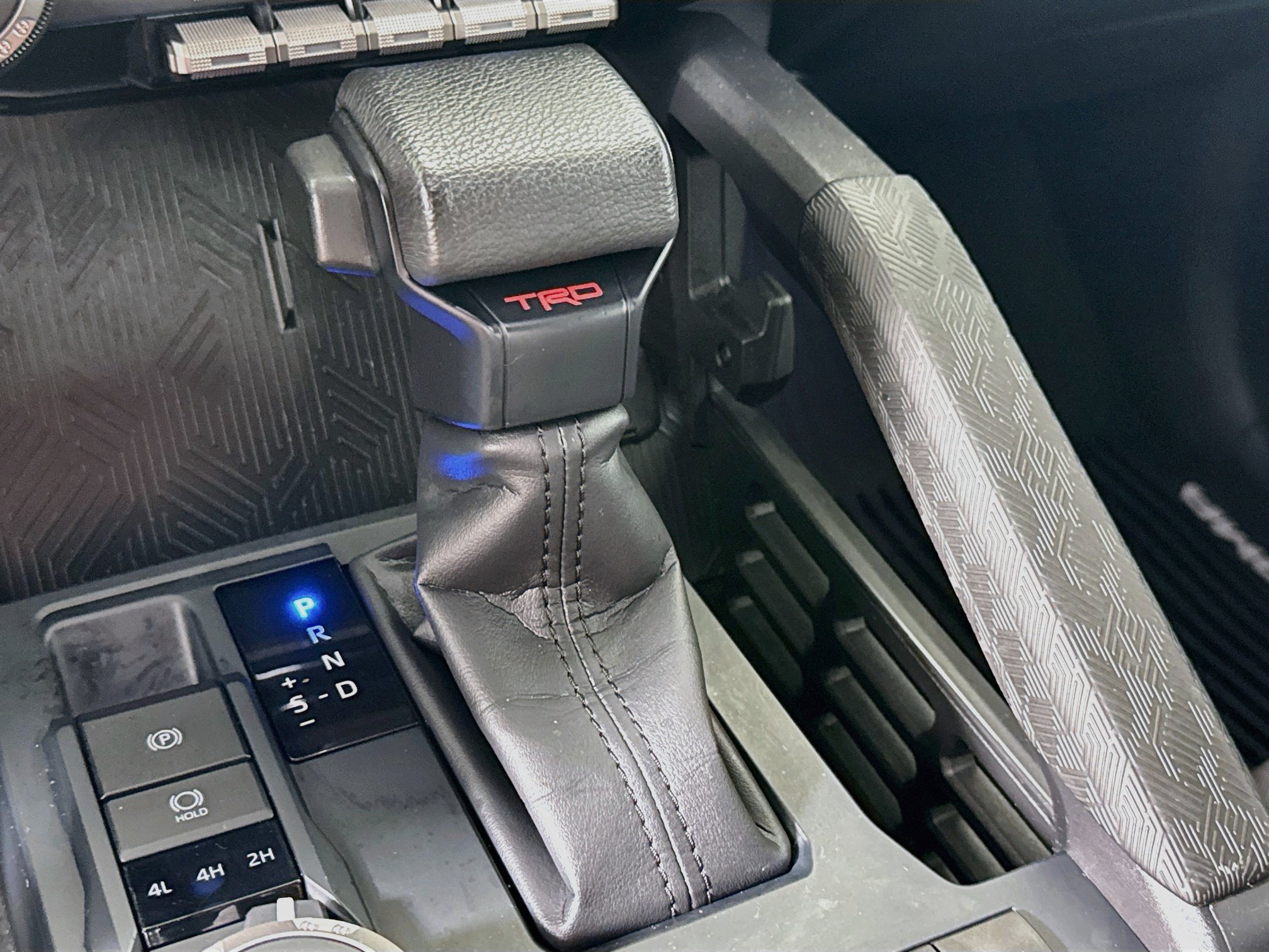 Certified 2025 Toyota Tacoma TRD Sport AWD/4WD image 14