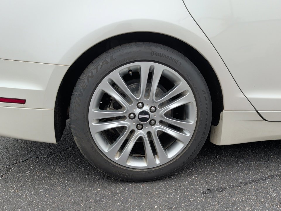 Used 2014 Lincoln MKZ Hybrid w/ Equipment Group 202A Reserve image 27