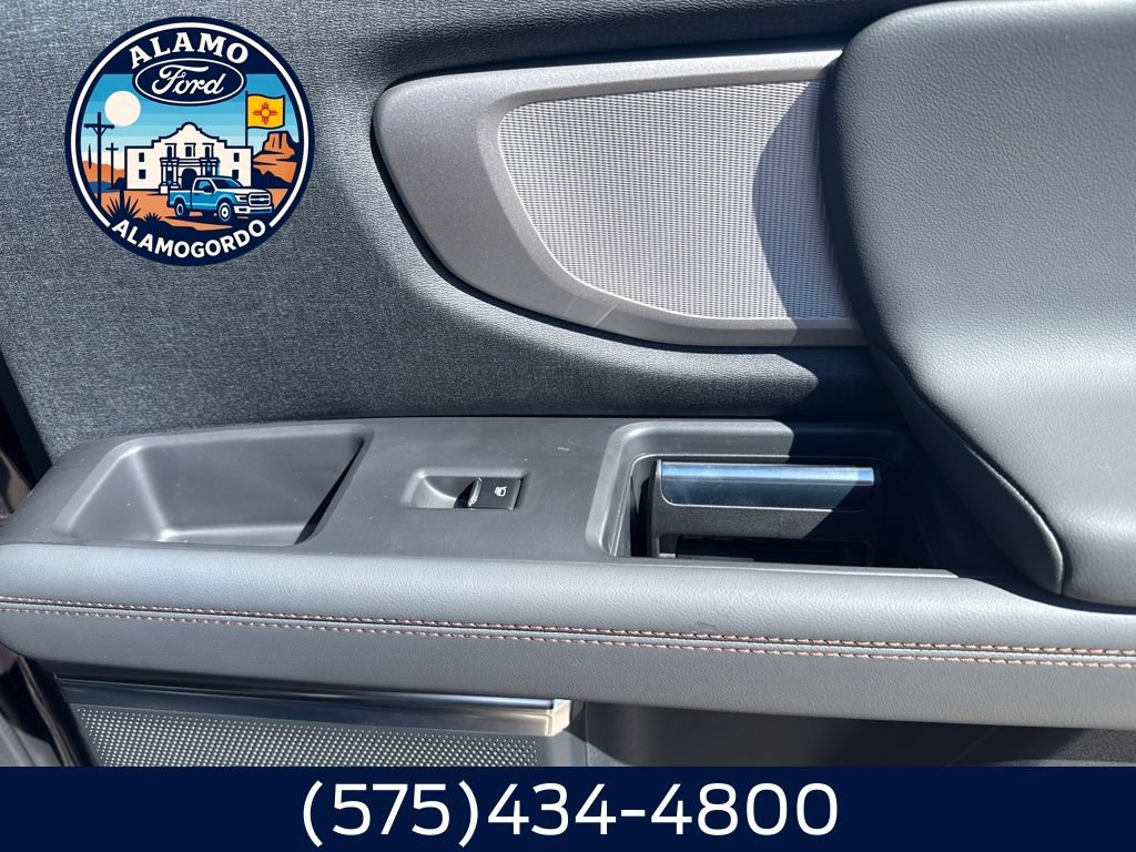 New 2025 Ford Expedition Active AWD/4WD image 18