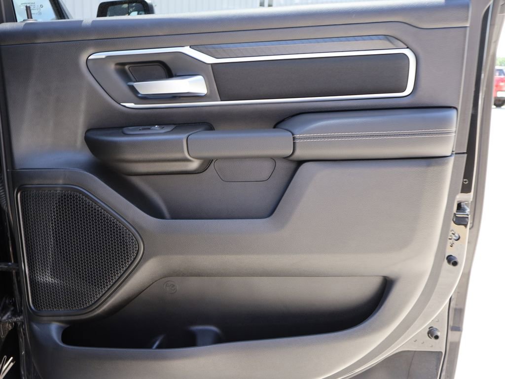 New 2026 RAM 1500 Big Horn AWD/4WD image 11