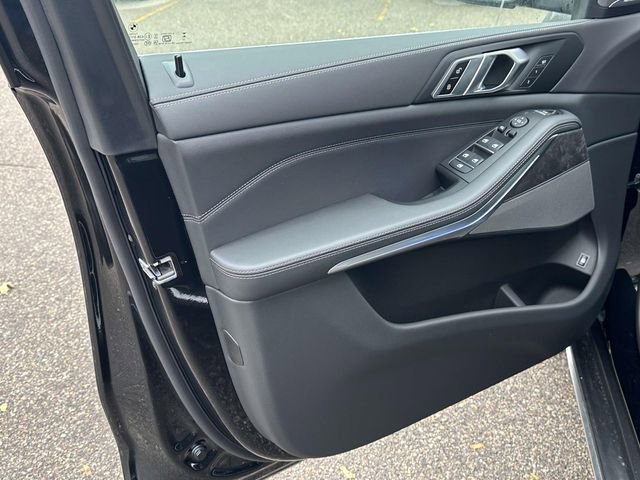 New 2026 BMW X5 xDrive50e w/ Premium Package image 13
