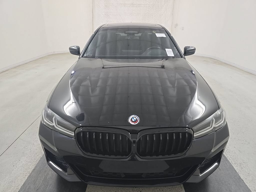 Used 2023 BMW M550i xDrive AWD/4WD image 3