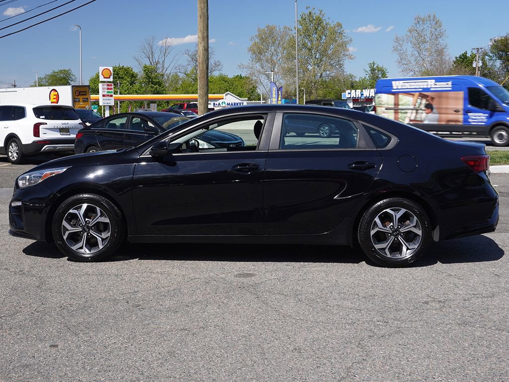 Used 2019 Kia Forte LXS FWD image 12